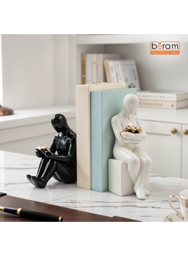 بيرام فواصل كتب بيرام بتصميم شخصية القارئ باللونين الأبيض والأسود، مصنوعة من راتنج عالي الجودة بتصميم مجسمات أنيقة على شكل قارئ، لتضيف لمسة عصرية وبسيطة إلى ديكور رفوف الكتب والمكاتب والمكتبات المنزلية. تتميز بالثبات والمتانة، وتعمل كحامل عملي للكتب مع مظهر ديكوري أنيق، مما يجعلها مثالية لـالمكاتب وغرف الدراسة. - Image 2